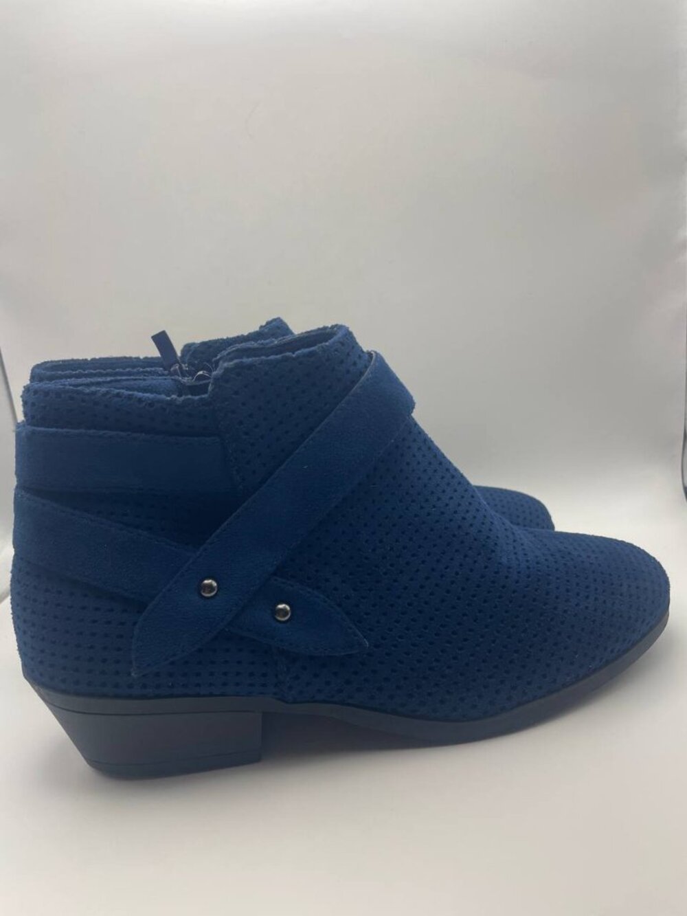 Zarella Navy Blue Perforated Ankle Boots - Classic Minimalist Style size 8